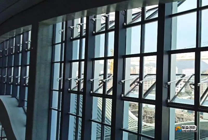 电动开窗机的现场安装图